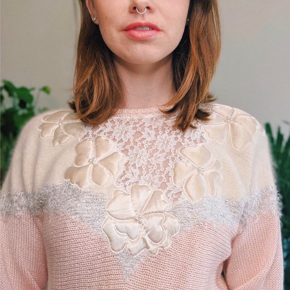 1980’s Vintage Pink Sweater - Picture 3 of 4